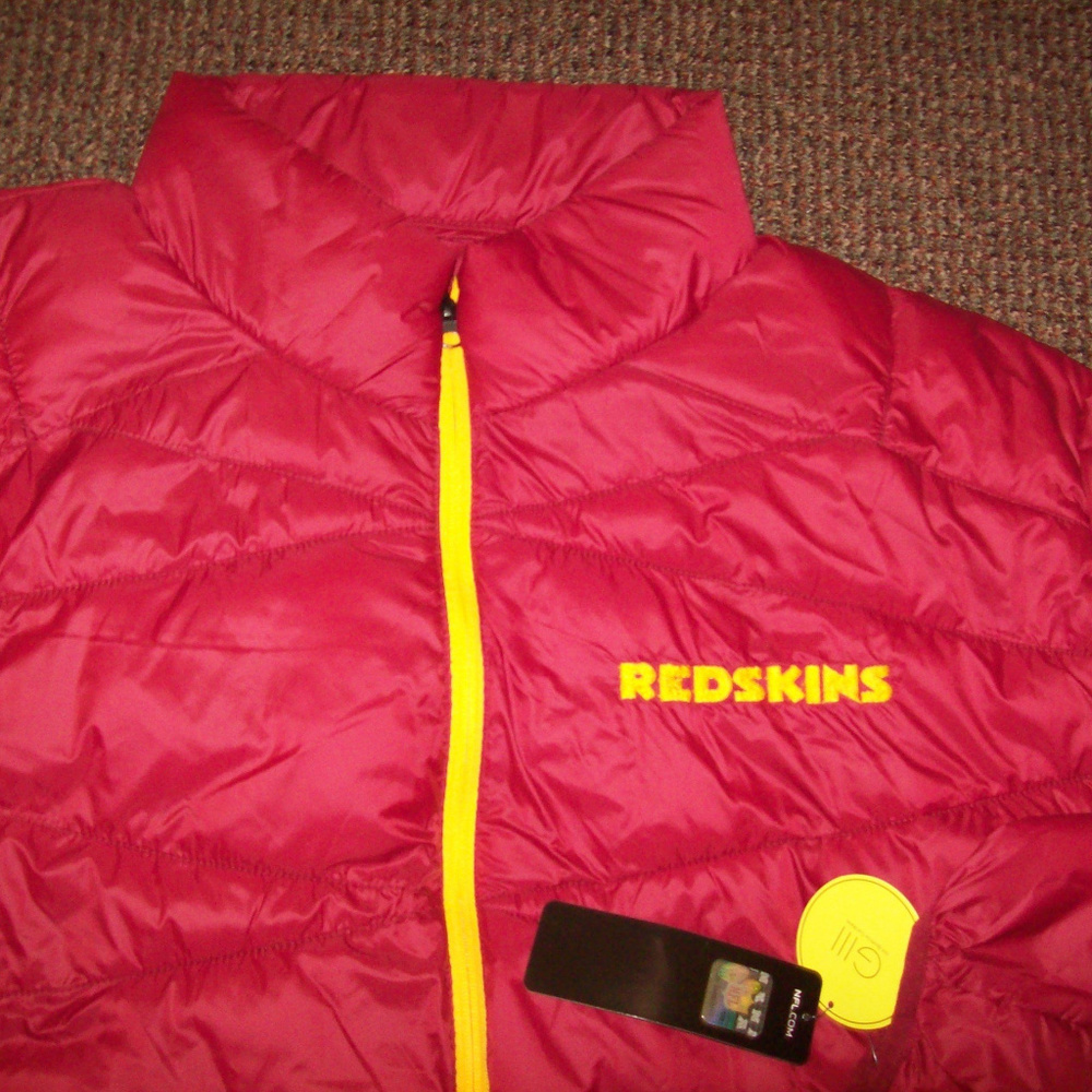 Washington REDSKINS Puffer BLITZ Jacket RED   MEDIUM